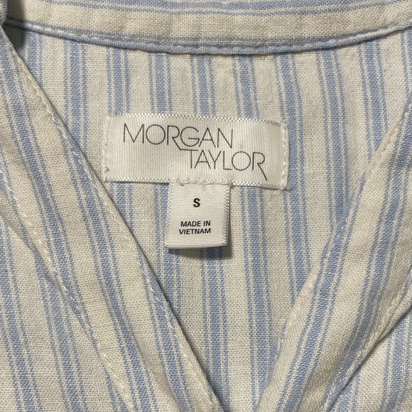 Morgan Taylor Sleeveless Stripe Button Front Top in Light Blue & White - Picture 2 of 8